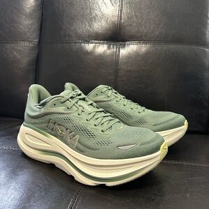 Hoka bondi 9 succulent/ fern